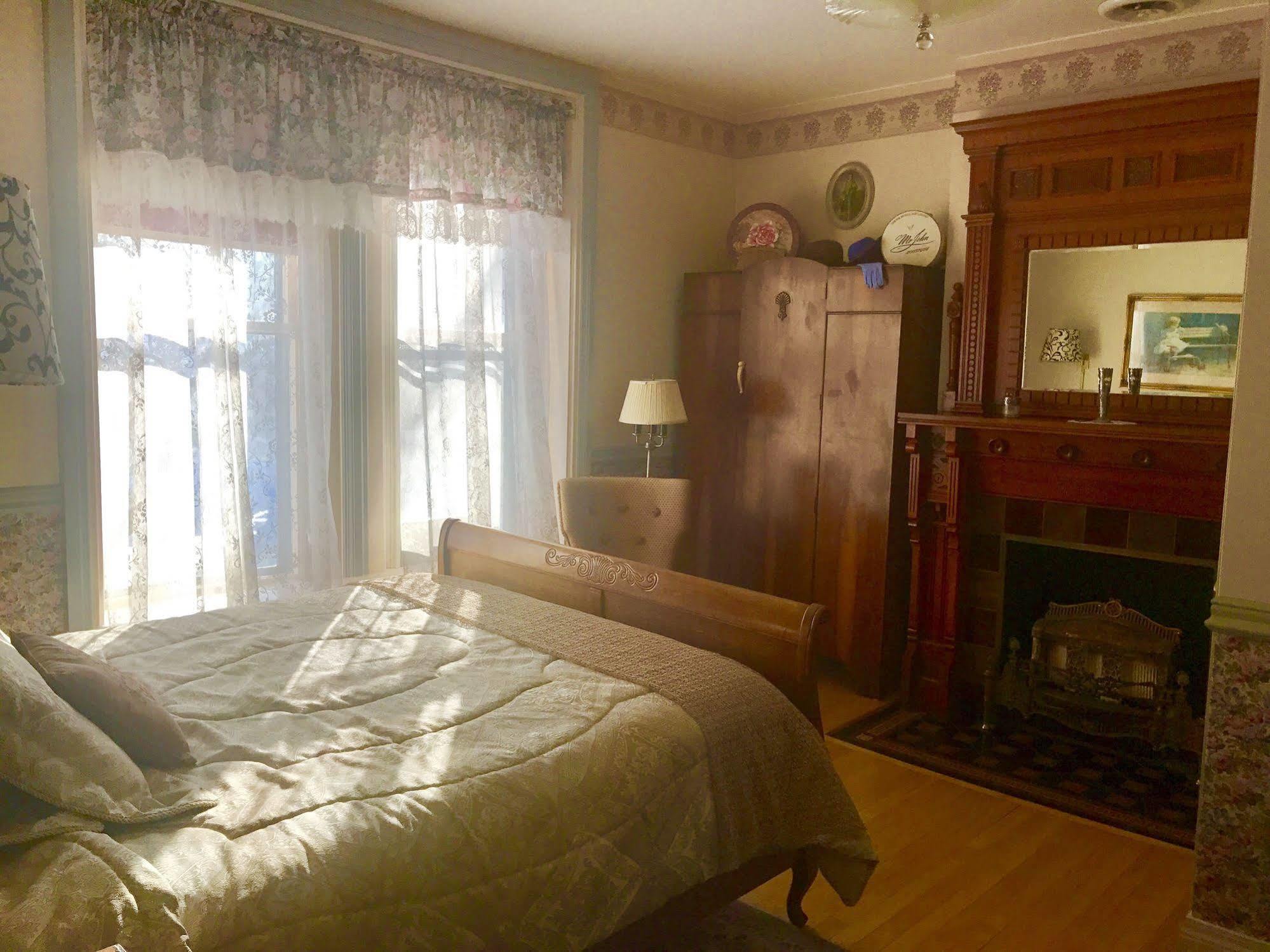 The Barrister Bed & Breakfast Helena Exteriör bild